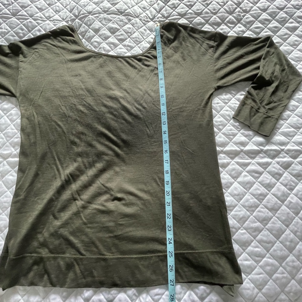 Dressy Kelly Green Tee Shirt, size 10/made in Italy label says Ottod'Ame